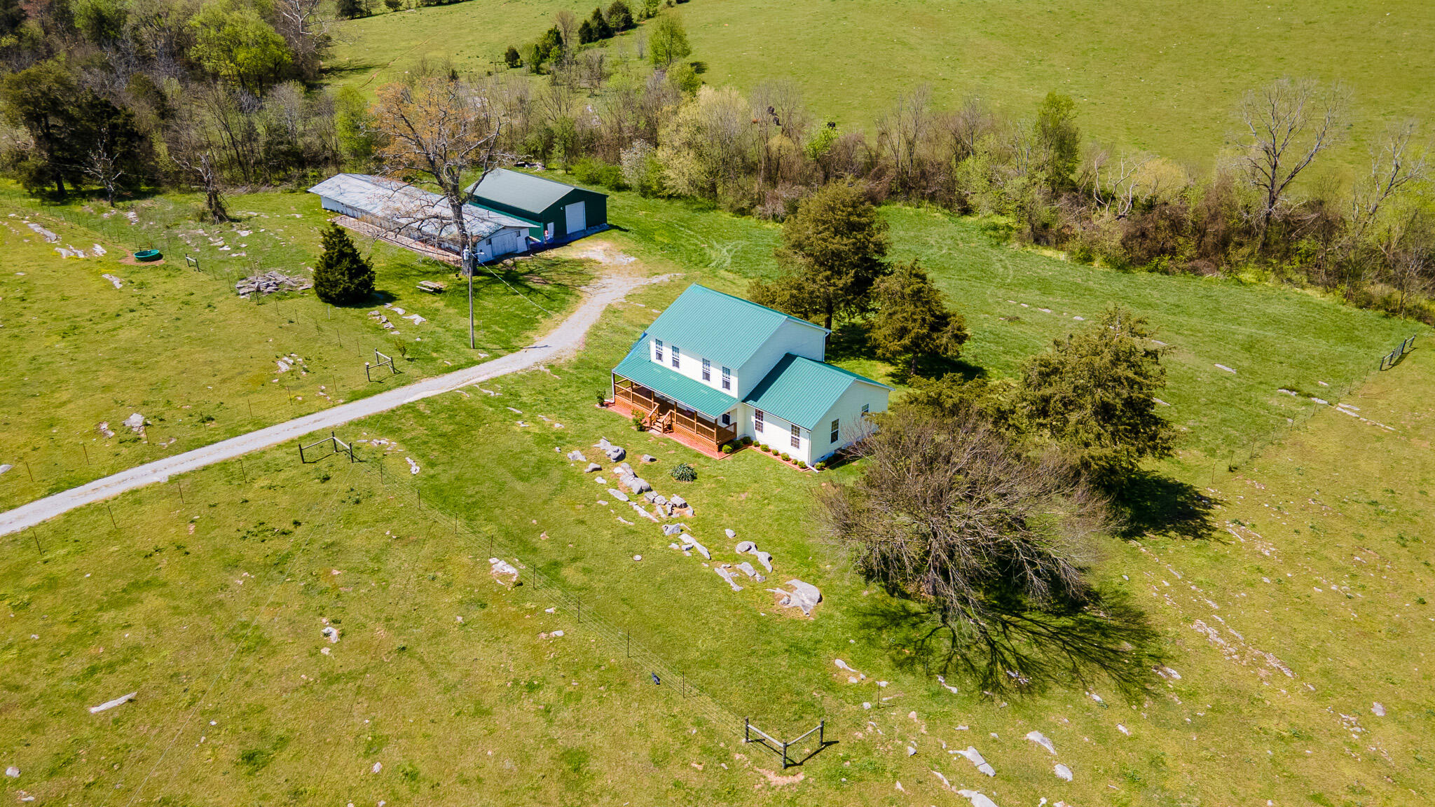 7511 Upper East Valley Road, Pikeville, Tennessee image 3