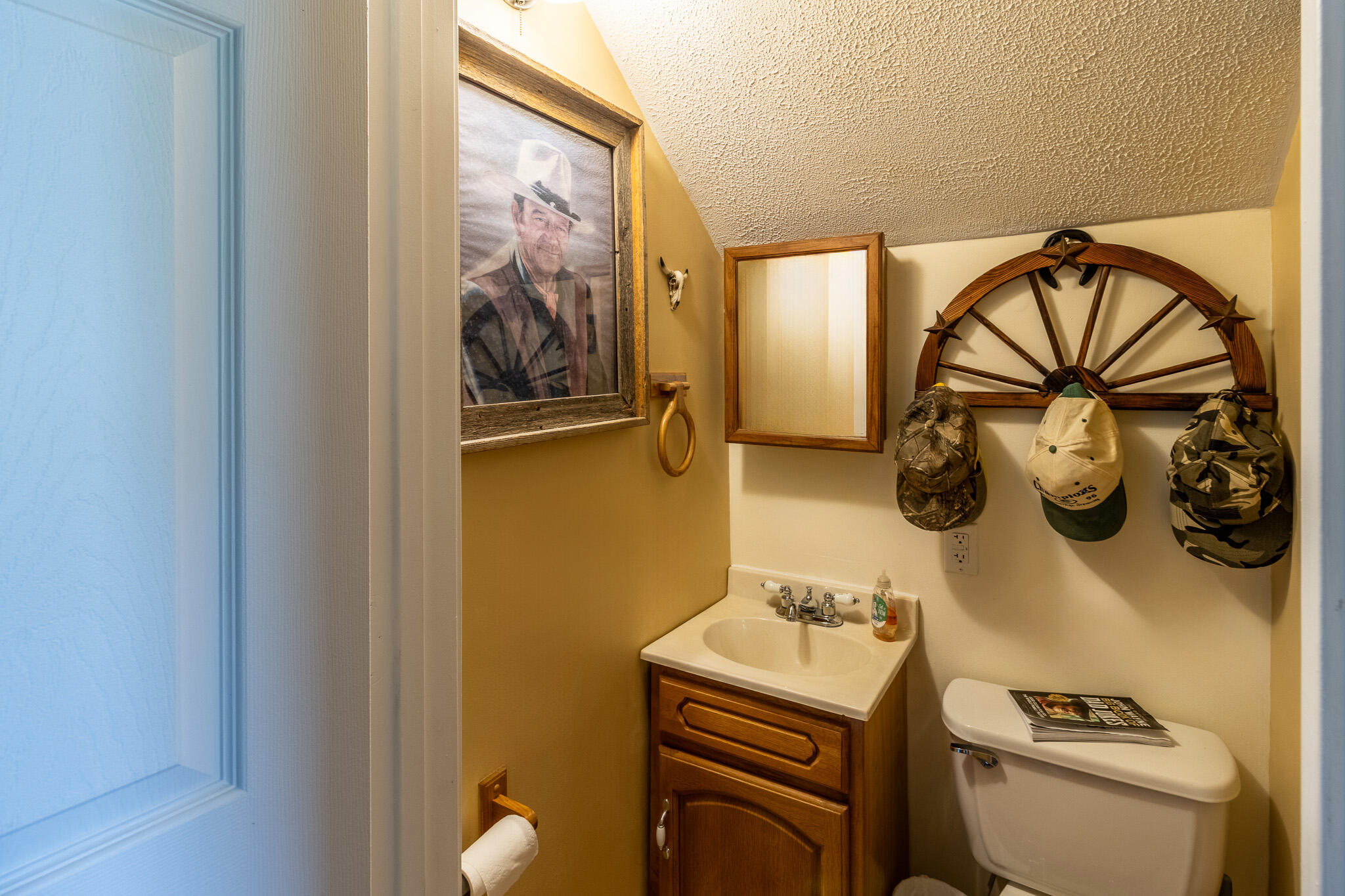 7511 Upper East Valley Road, Pikeville, Tennessee image 38