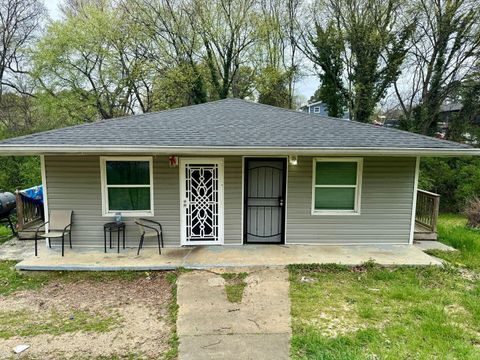 Photo of 6303 Walden Avenue, Chattanooga, TN 37421 (MLS # 1531291)