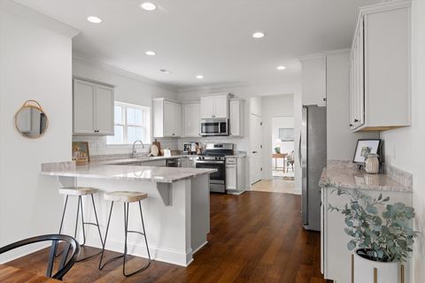 Tiny photo for 804 Wellstone Drive, Chattanooga, TN 37405 (MLS # 1530319)