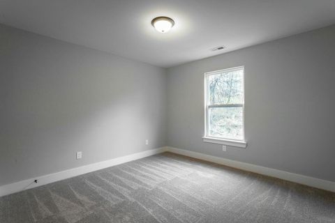 Tiny photo for 650 Ladd Avenue, Chattanooga, TN 37405 (MLS # 1525900)