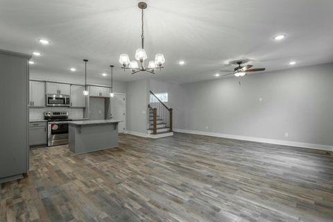 Tiny photo for 650 Ladd Avenue, Chattanooga, TN 37405 (MLS # 1525900)