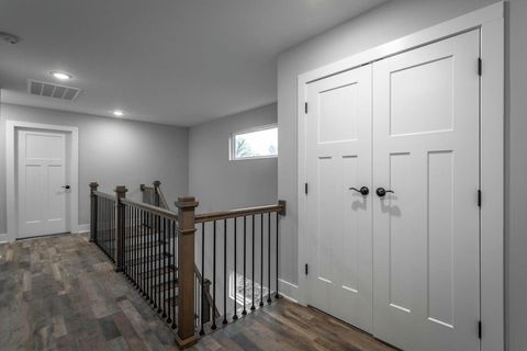 Tiny photo for 650 Ladd Avenue, Chattanooga, TN 37405 (MLS # 1525900)