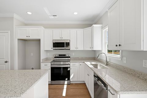 Tiny photo for 144 Andros Drive, Dalton, GA 30721 (MLS # 1530587)