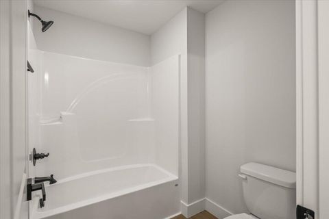 Tiny photo for 7833 Stonehenge Drive, Chattanooga, TN 37421 (MLS # 1530838)