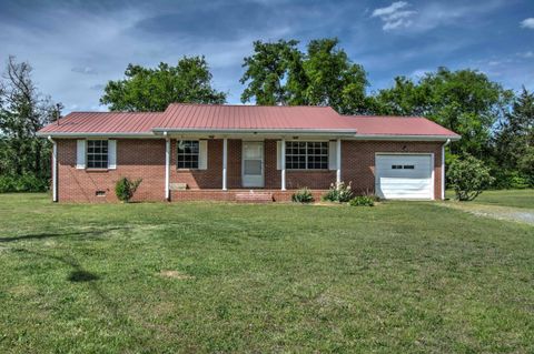 Photo of 54 Malenda Drive, Trenton, GA 30752 (MLS # 1532460)