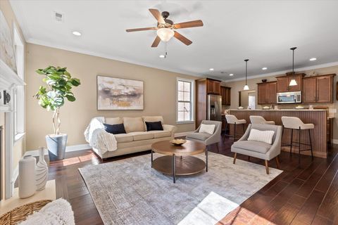 Photo of 10448 Wellington Chase Lane, Knoxville, TN 37932 (MLS # 1532292)