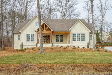 Photo of 498 Hargis Road, Signal Mountain, TN 37377 (MLS # 1533037)