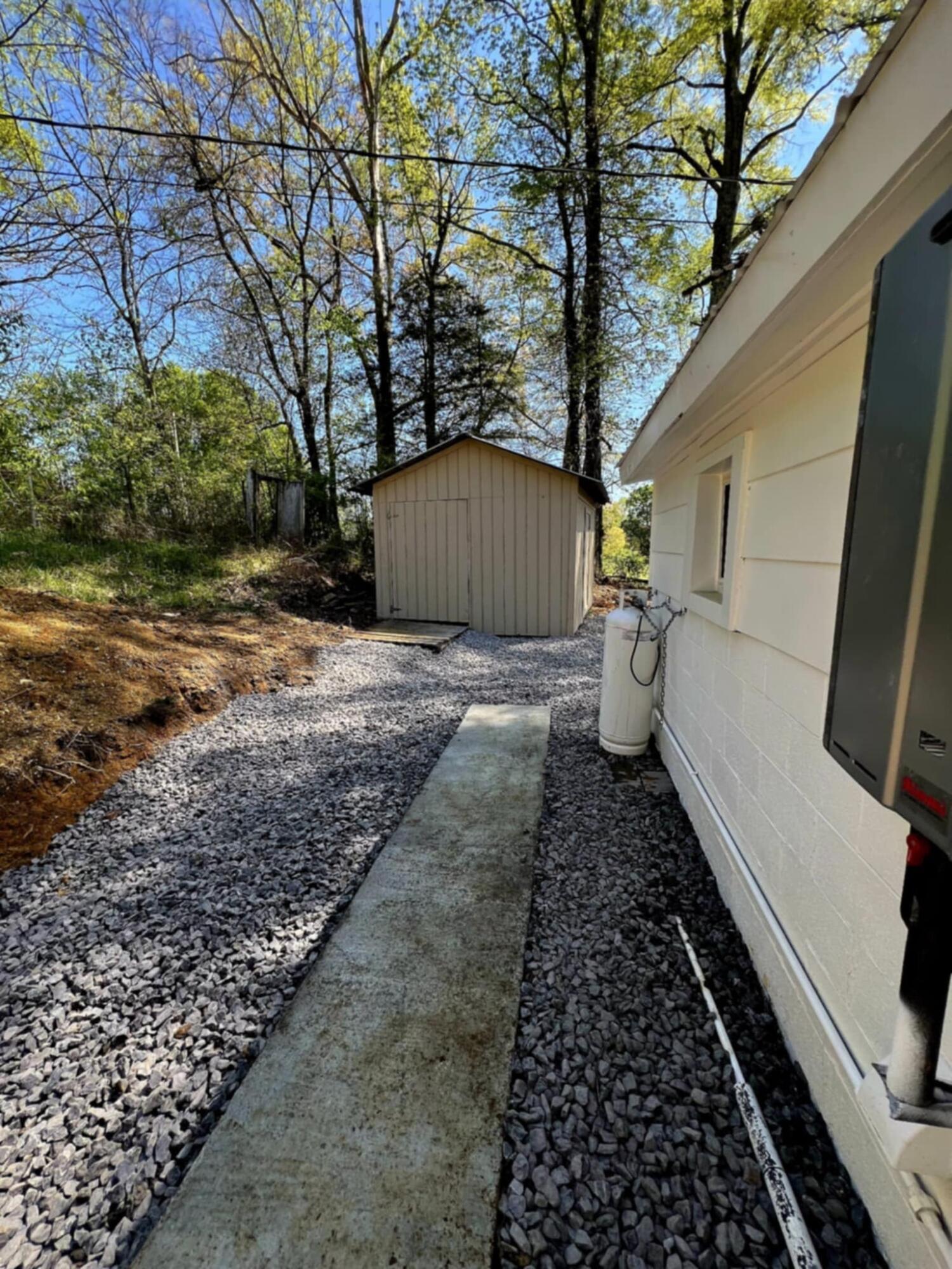 5561 River Road, Decatur, Tennessee image 3