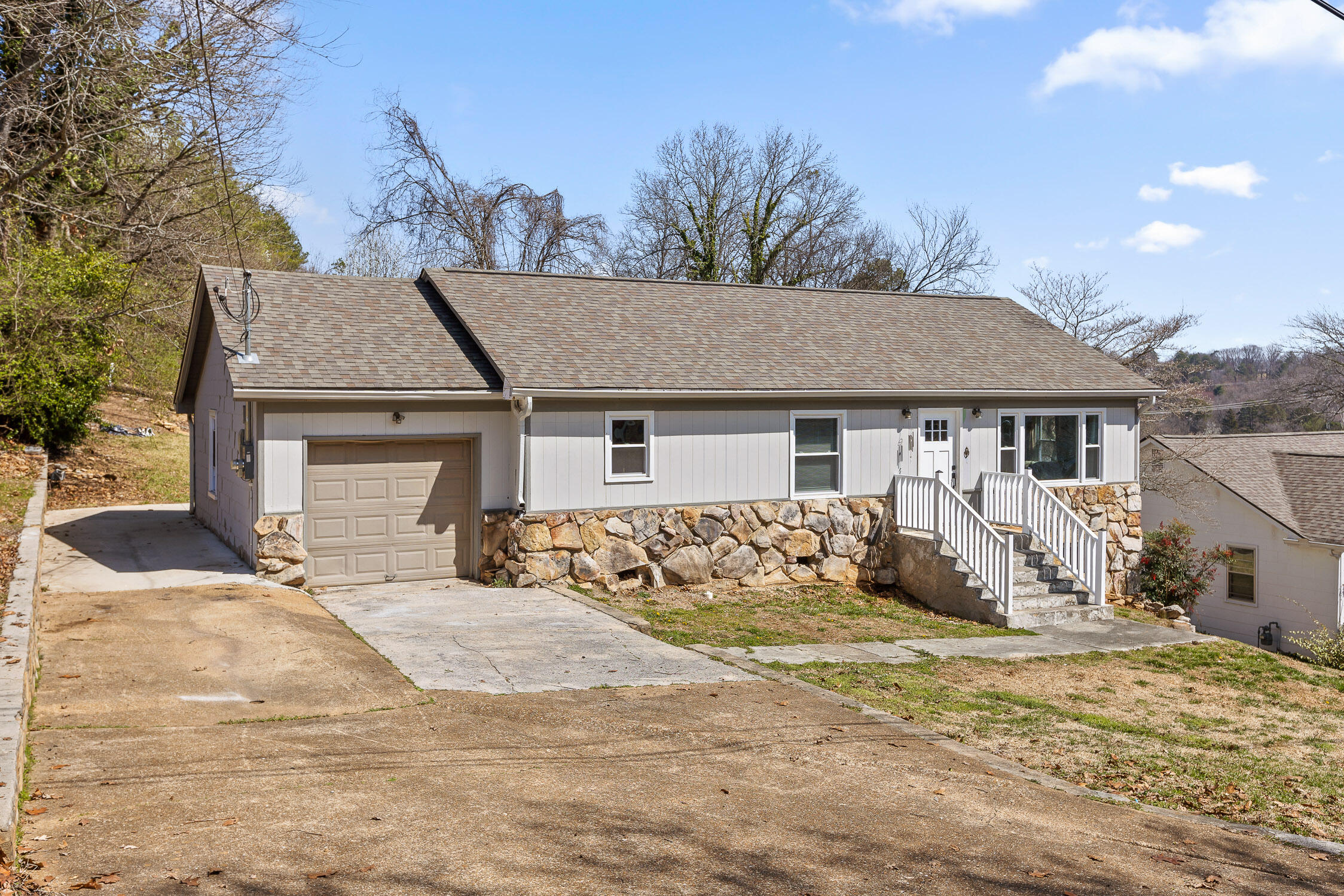 211 W Daytona Drive, Red Bank, Tennessee image 2