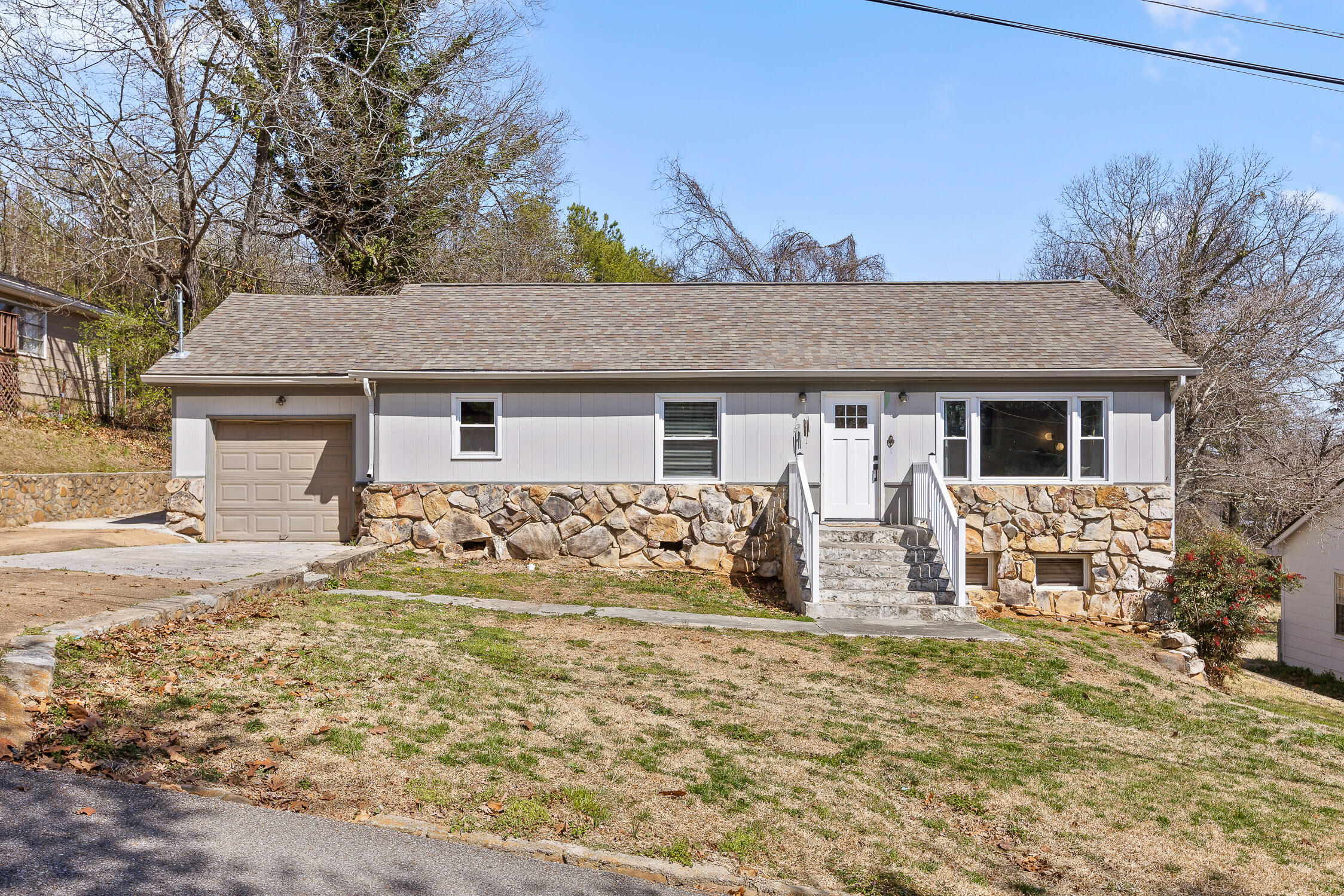 211 W Daytona Drive, Red Bank, Tennessee image 1
