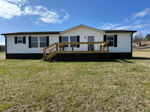 Homes For Sale - 165 Tower Road<br/> Grandview, TN 37337