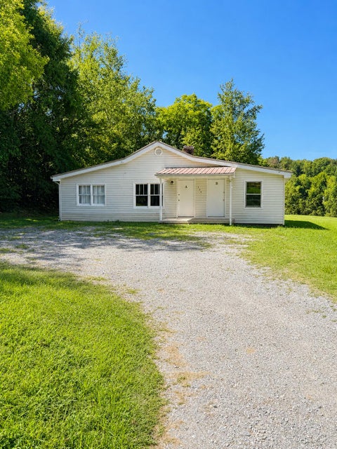 Photo of 354 Poplar Street, Soddy Daisy, TN 37379 (MLS # 1541935)