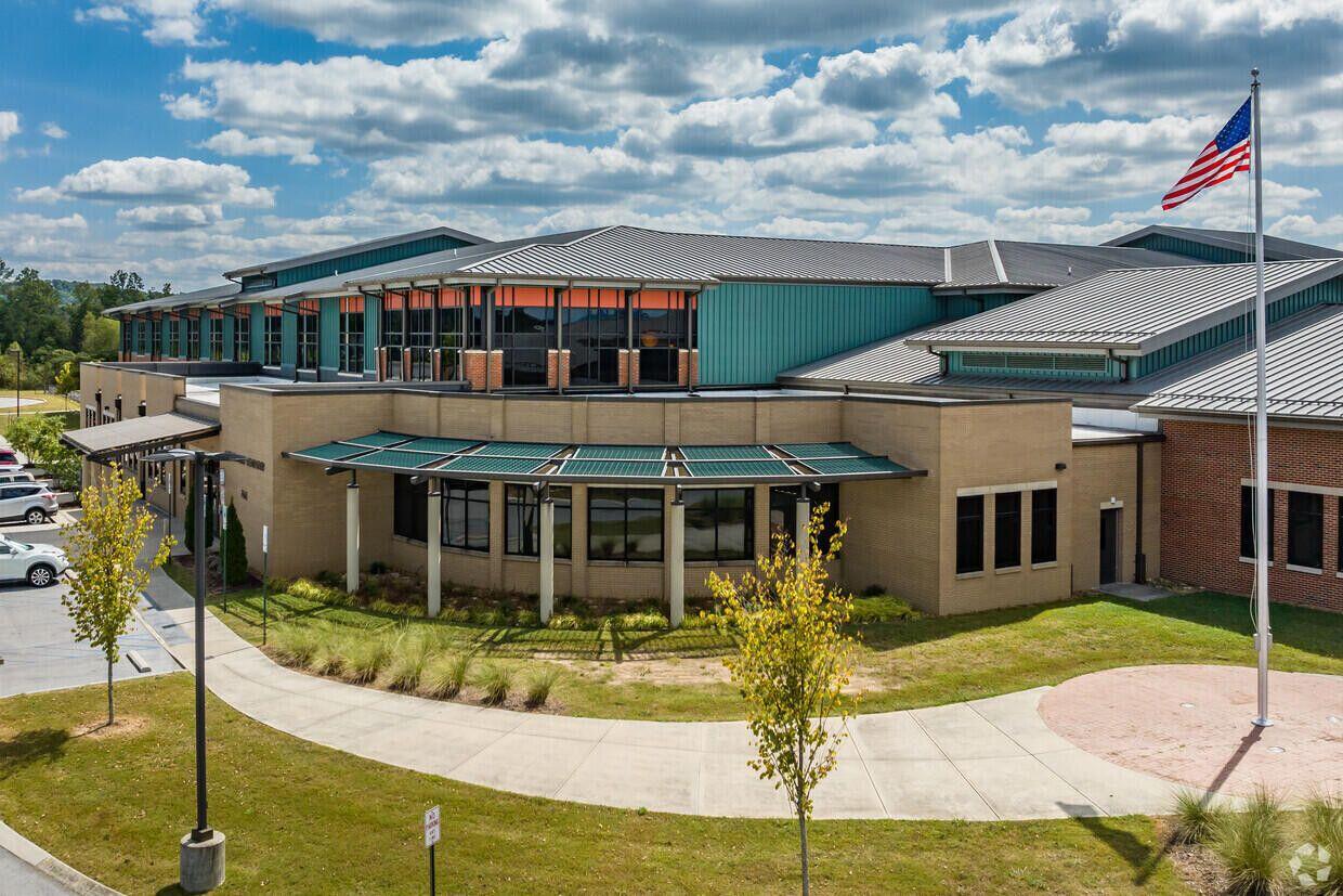 Chattanooga, Tennessee 37421, United States, 2 Bedrooms Bedrooms, ,2 BathroomsBathrooms,Residential,Active,81500