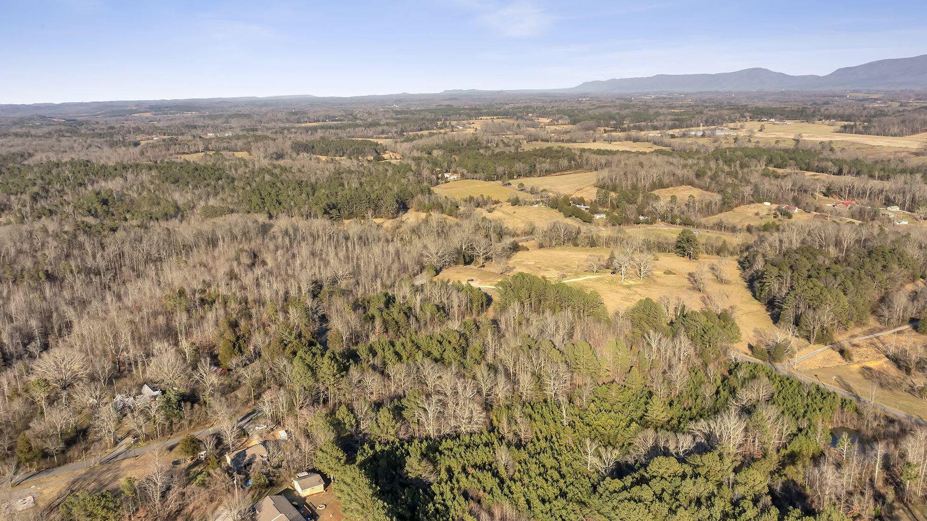 1728 Chestuee Road, Cleveland, Tennessee image 4