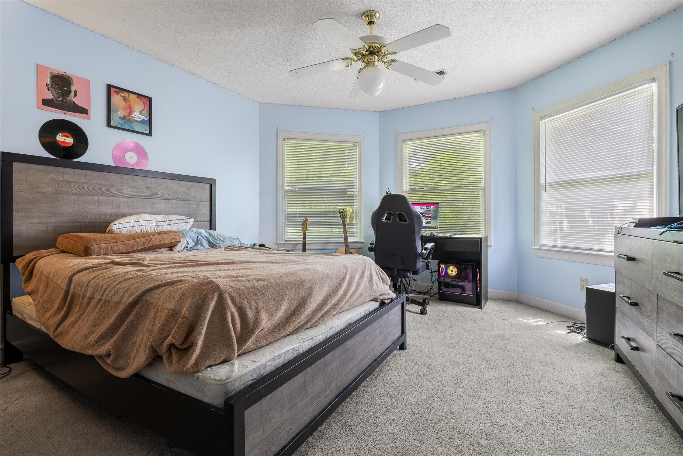 Hixson, Tennessee 37343, United States, 5 Bedrooms Bedrooms, ,4 BathroomsBathrooms,Residential,Active,155989