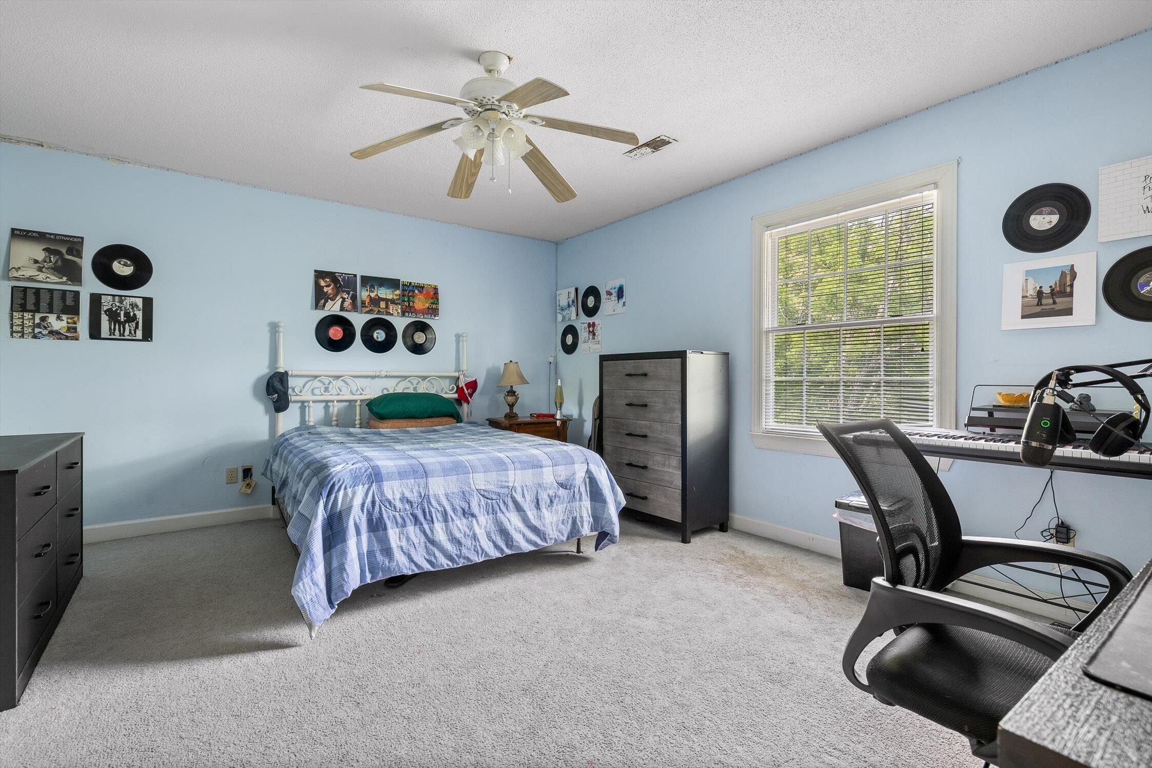 Hixson, Tennessee 37343, United States, 5 Bedrooms Bedrooms, ,4 BathroomsBathrooms,Residential,Active,155989