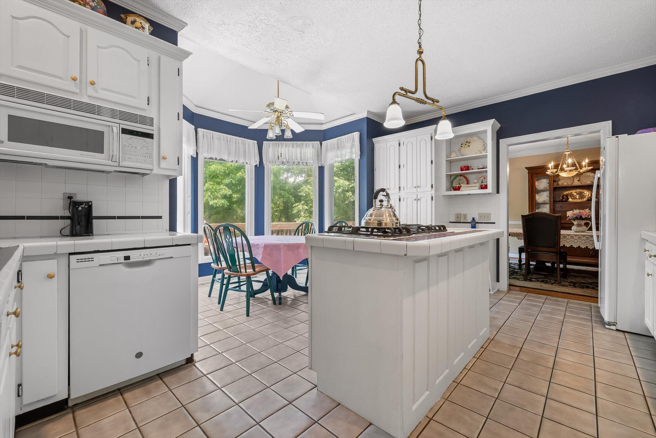 Hixson, Tennessee 37343, United States, 5 Bedrooms Bedrooms, ,4 BathroomsBathrooms,Residential,Active,155989