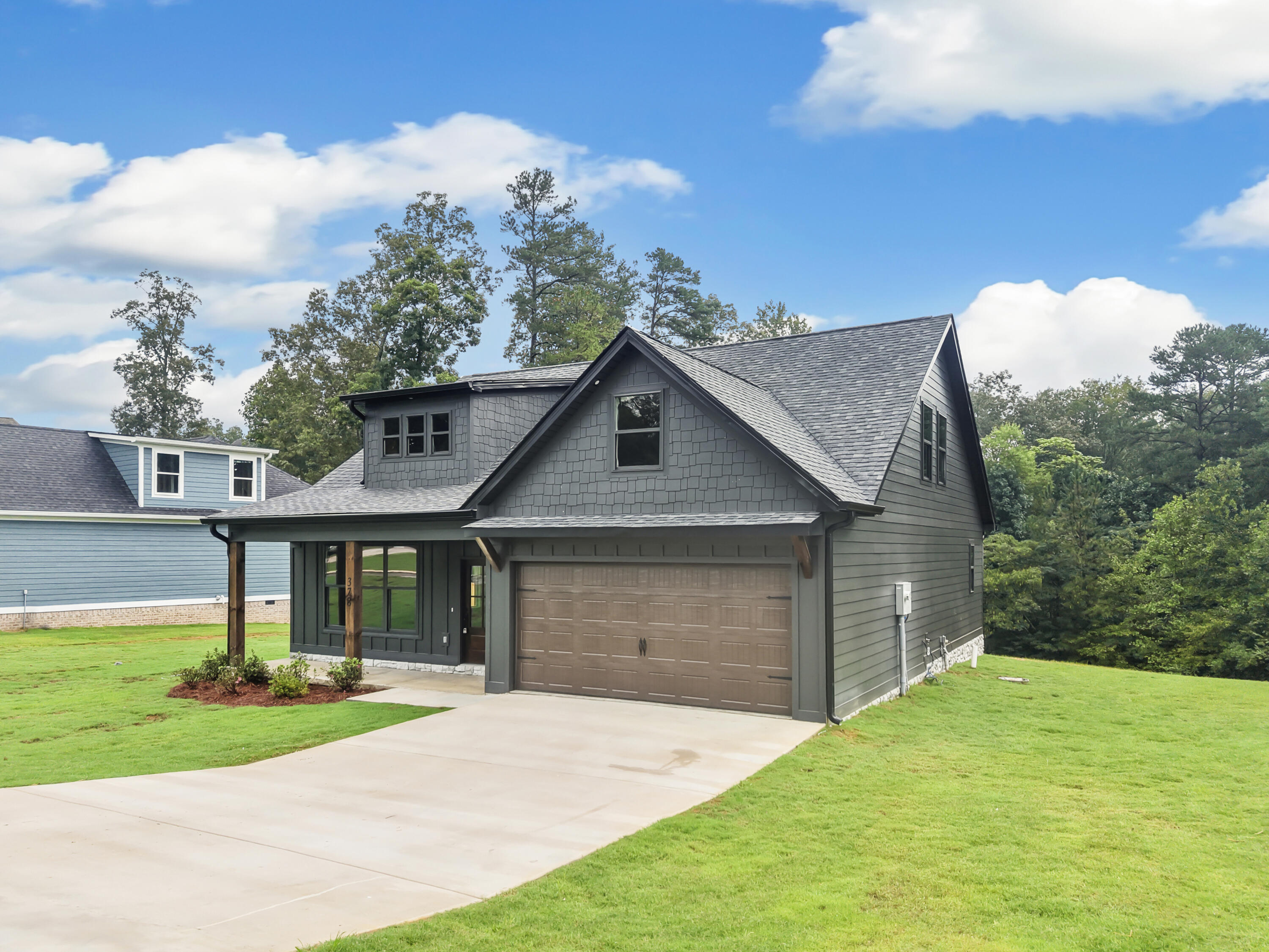 378 Sentry Oaks