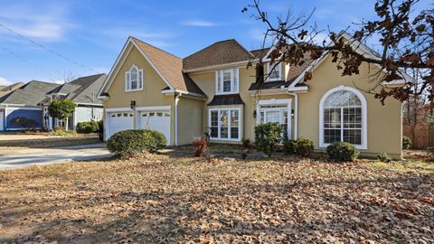 Photo of 7618 Asherton Lane, Chattanooga, TN 37421 (MLS # 1525145)