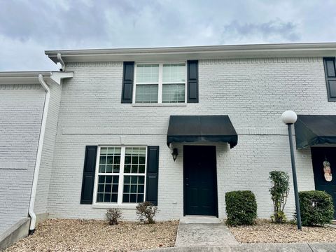 Photo of 1114 Maple Tree Lane, Chattanooga, TN 37421 (MLS # 1521884)