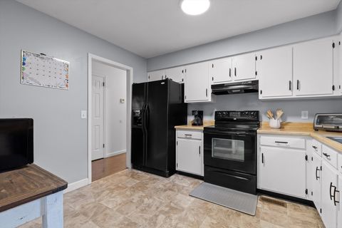 Tiny photo for 301 Pine Street, Ringgold, GA 30736 (MLS # 1529024)