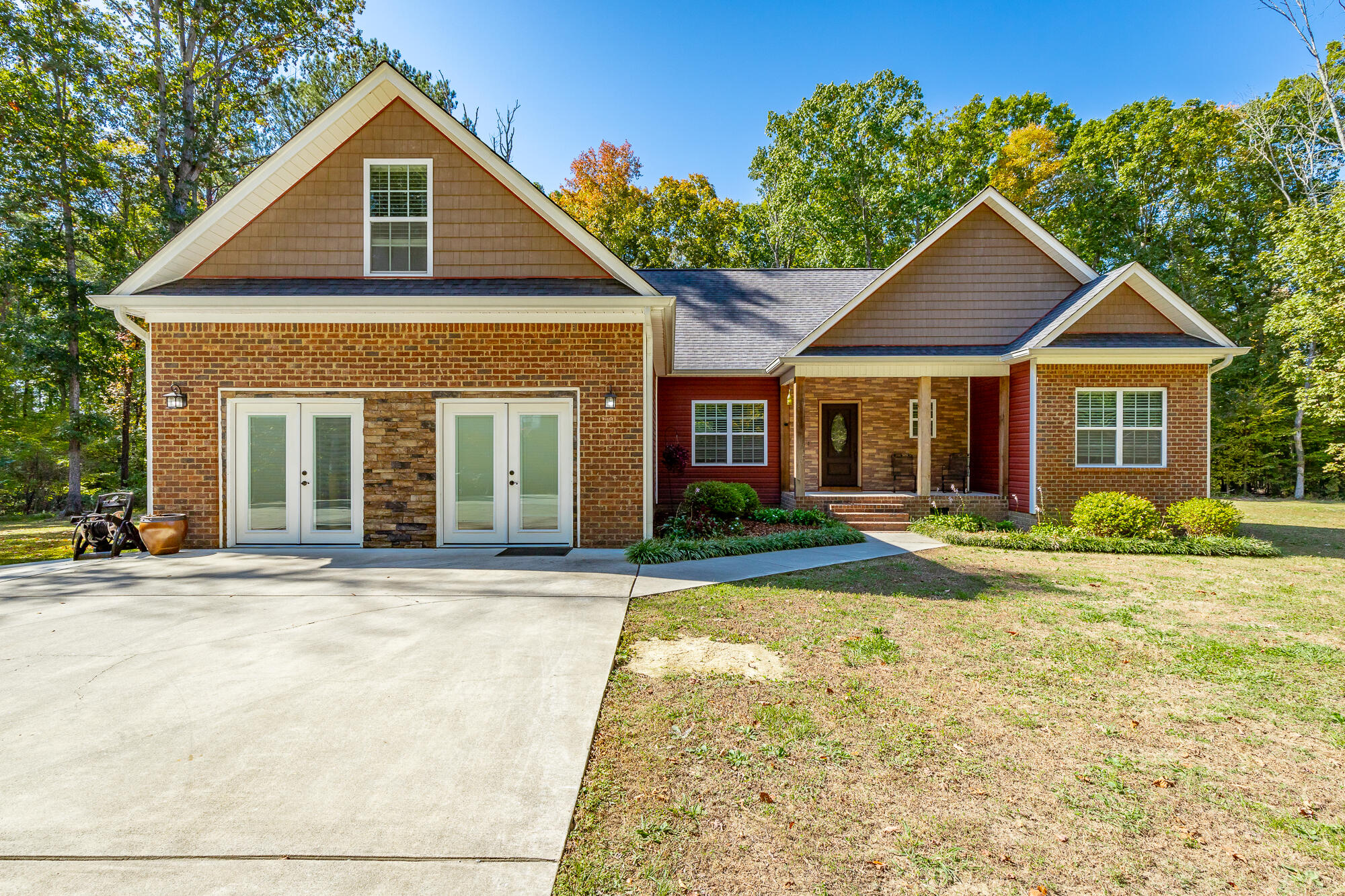 236 Foster Lane, Ringgold, Georgia image 1