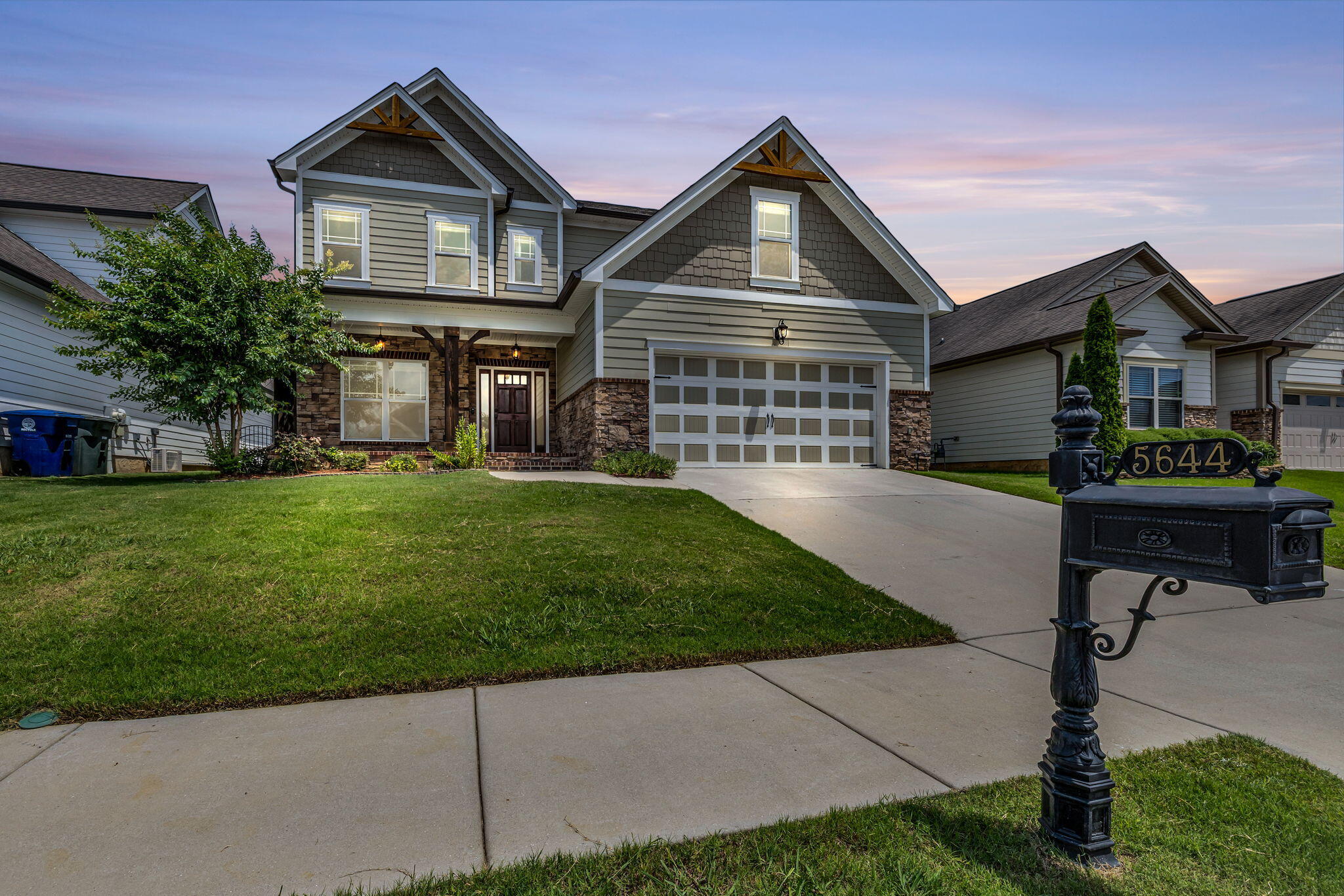 5644 Bungalow Circle