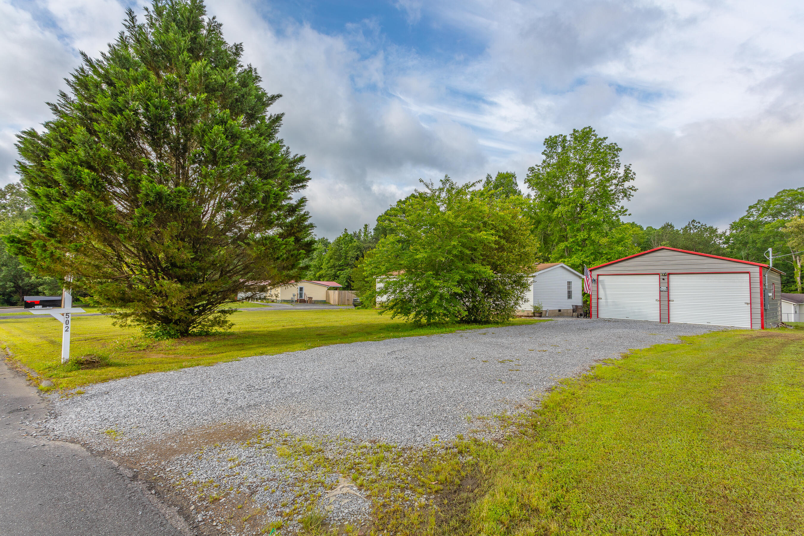502 Thornberry Drive, Resaca, Georgia image 5