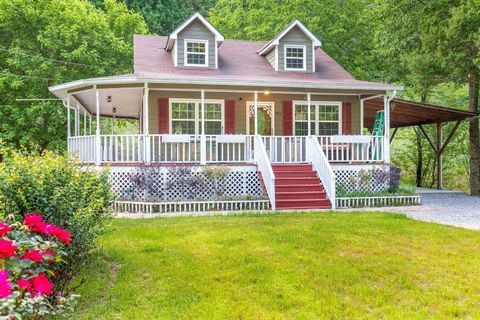 Photo of 1053 Pineville Road, Chattanooga, TN 37405 (MLS # 1522568)