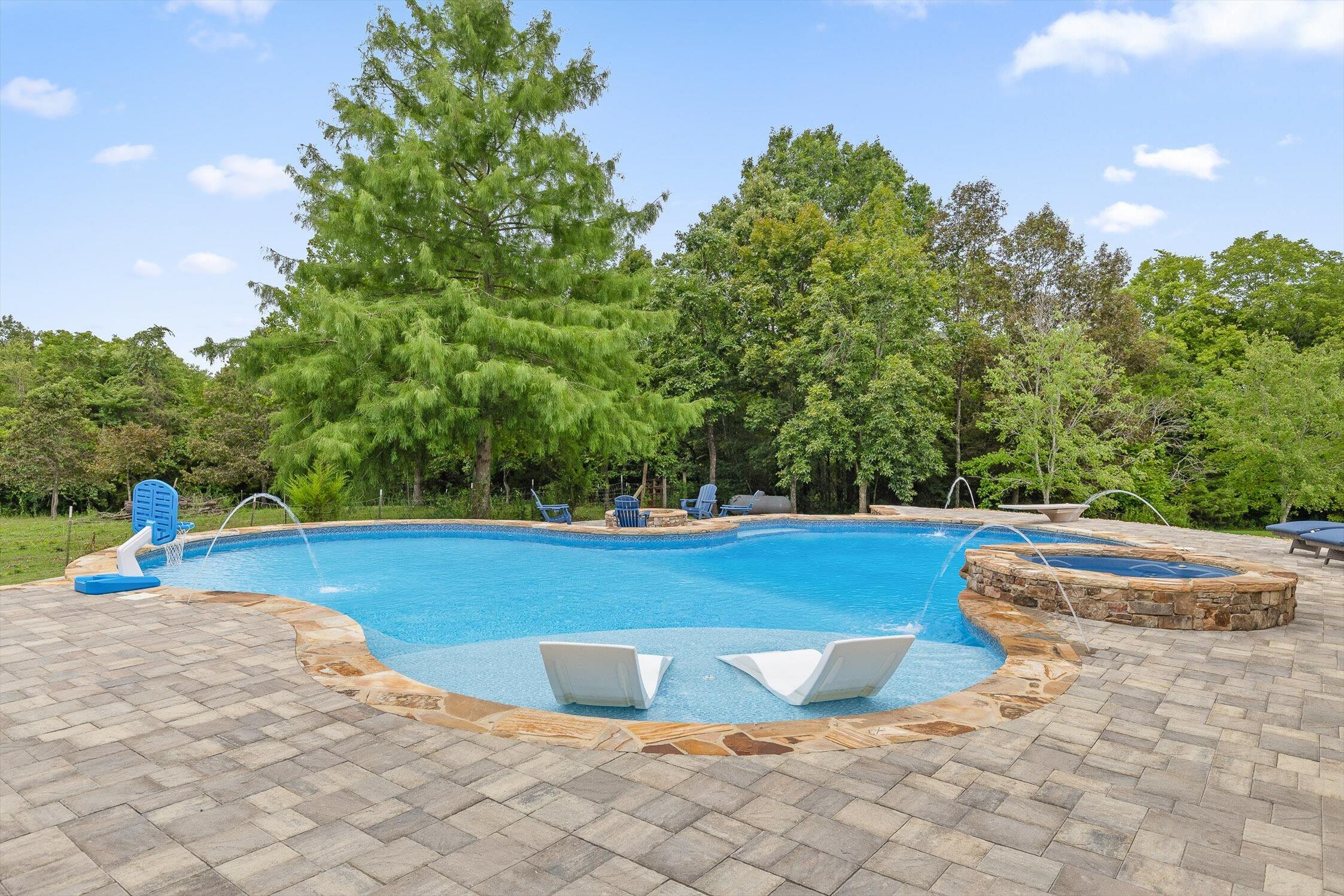 243 Lovinggood Road