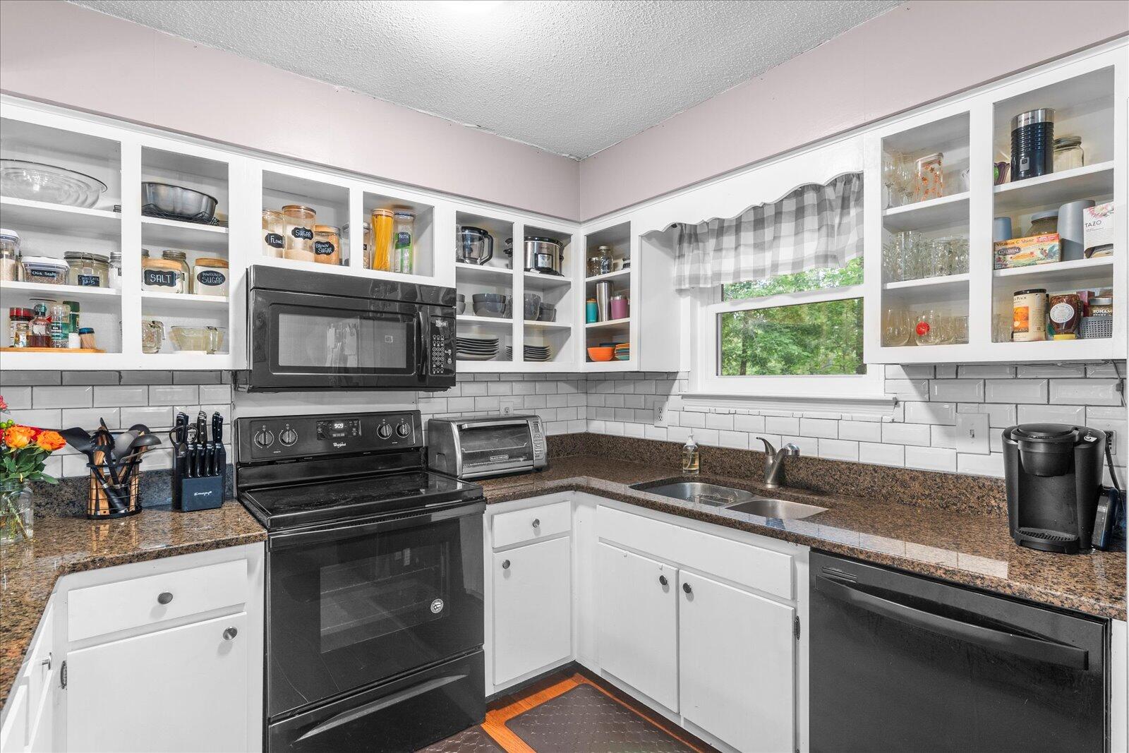 8904 Nelson Road, Soddy Daisy, Tennessee image 9