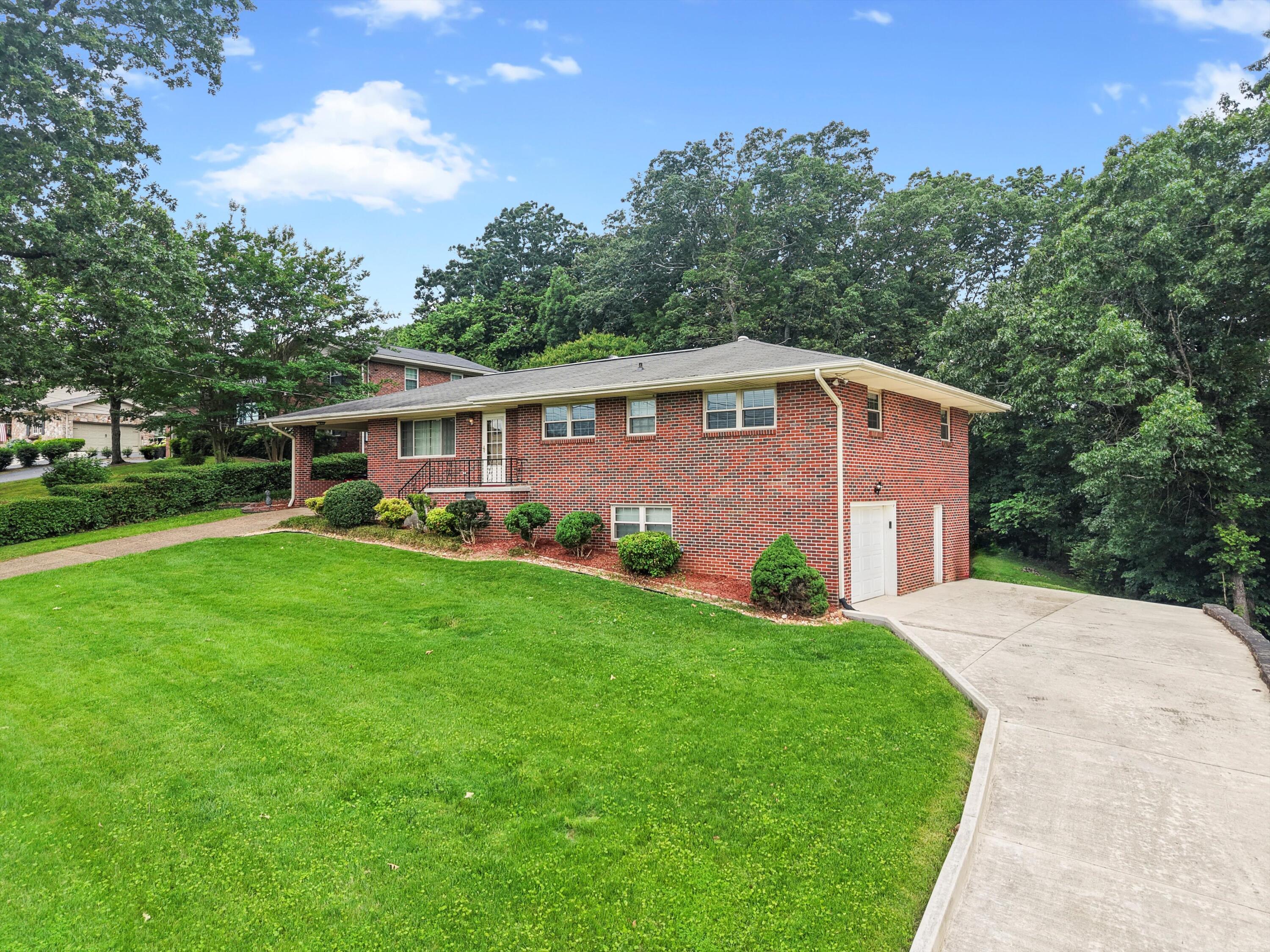 5839 Crestview Drive, Hixson, Tennessee image 2