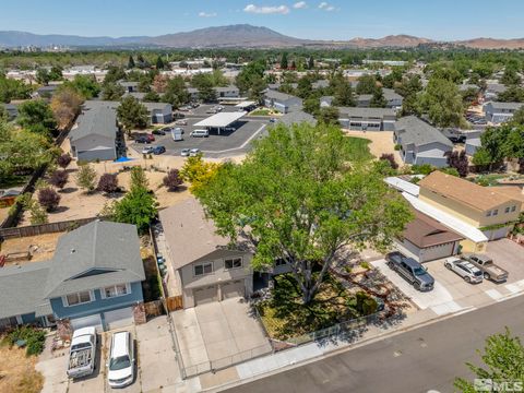 Single Family Residence in Sparks NV 625 Rancho Via Drive 31.jpg