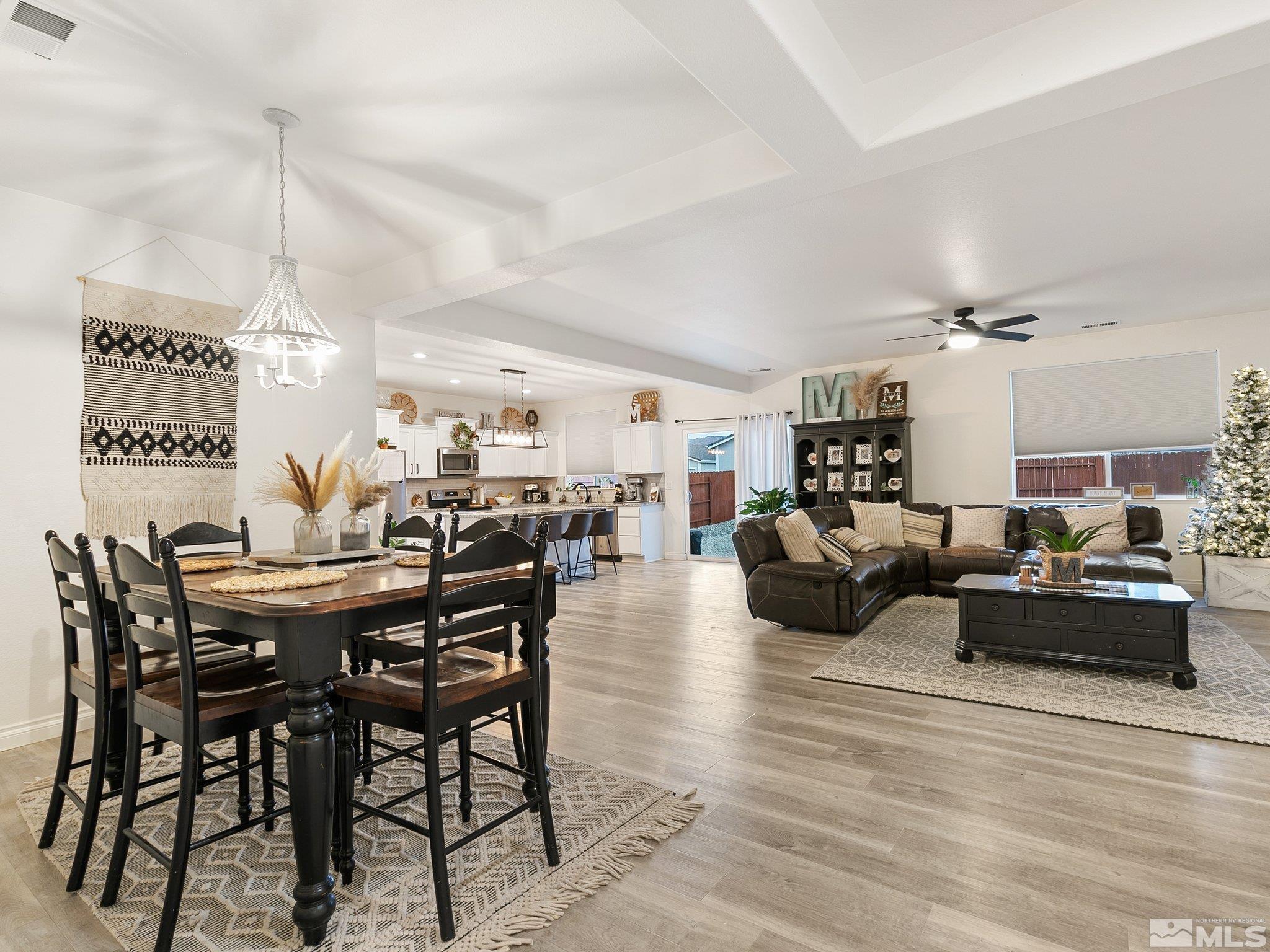 Reno, Nevada 89508, United States, 4 Bedrooms Bedrooms, ,3 BathroomsBathrooms,Residential,Pending,24949