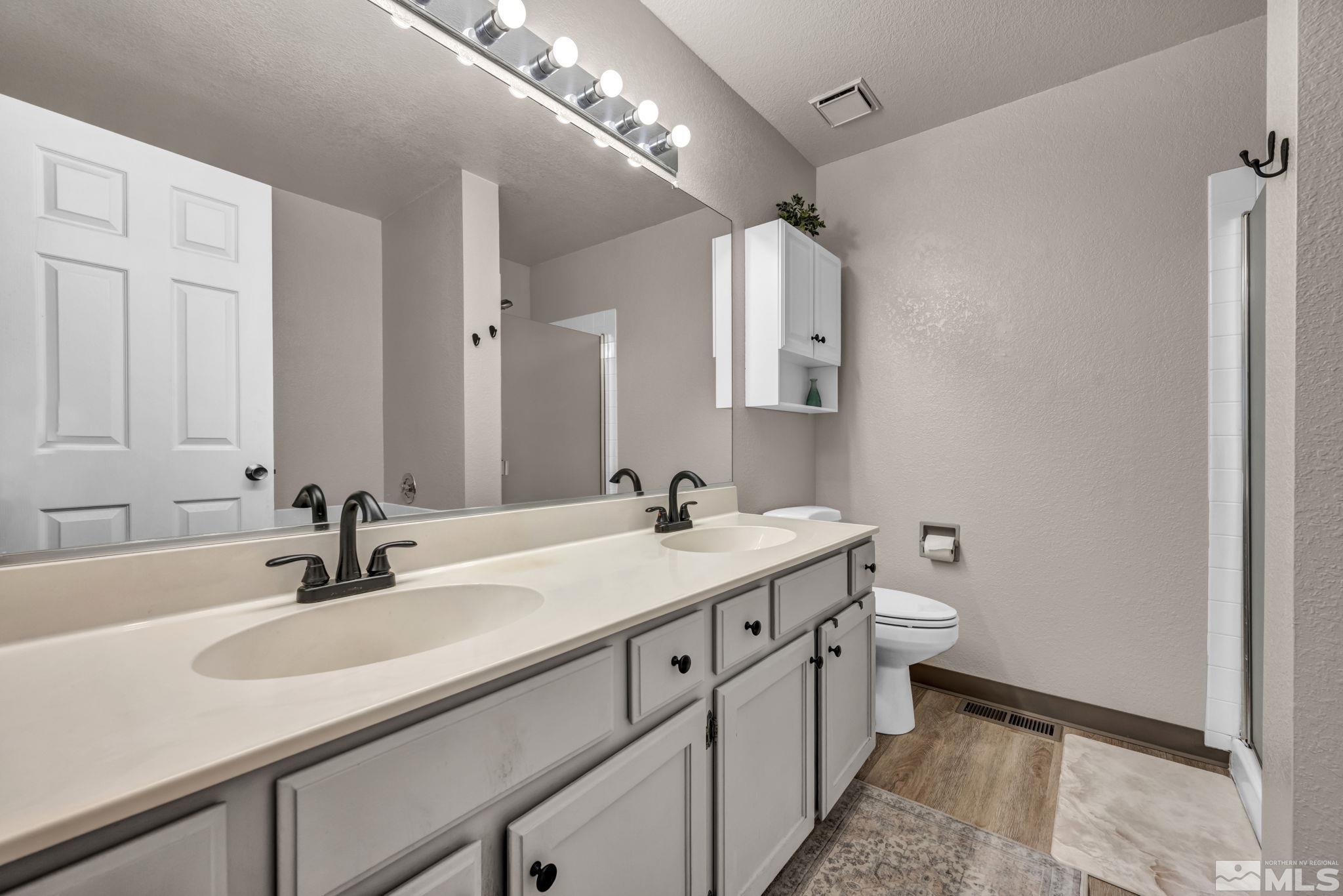 Sparks, Nevada 89436, United States, 3 Bedrooms Bedrooms, ,2 BathroomsBathrooms,Residential,Active,130549