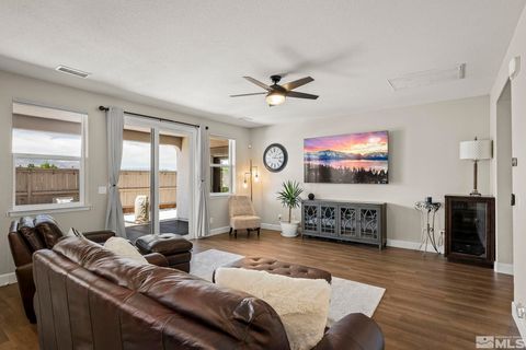 Single Family Residence in Reno NV 10305 Mott Dr 3.jpg