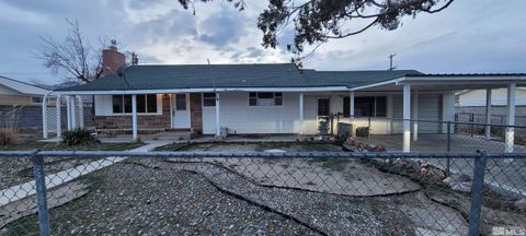 Single Family Residence in Hawthorne NV 169 B St.jpg