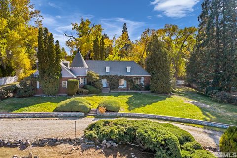 Single Family Residence in Reno NV 990 Skyline Blvd.jpg