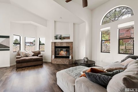 Single Family Residence in Reno NV 3593 Skyline View Drive 3.jpg