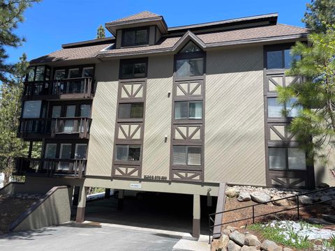 Condominium in Incline Village NV 333 Ski Way.jpg