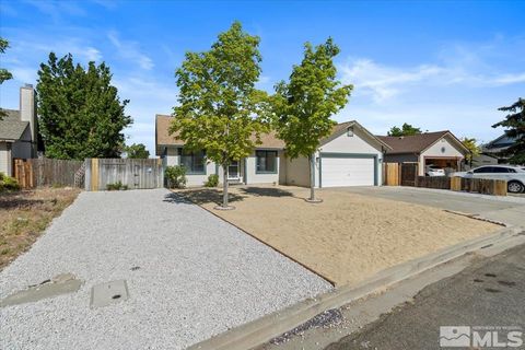 Single Family Residence in Sparks NV 6970 Pah Rah Dr 10.jpg