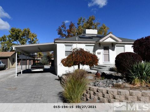 Single Family Residence in Reno NV 725 Apple St.jpg