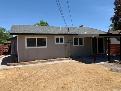 Single Family Residence in Reno NV 1642 Stewart St 9.jpg