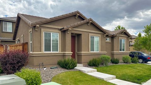 Single Family Residence in Sparks NV 6761 Peppergrass Dr.jpg