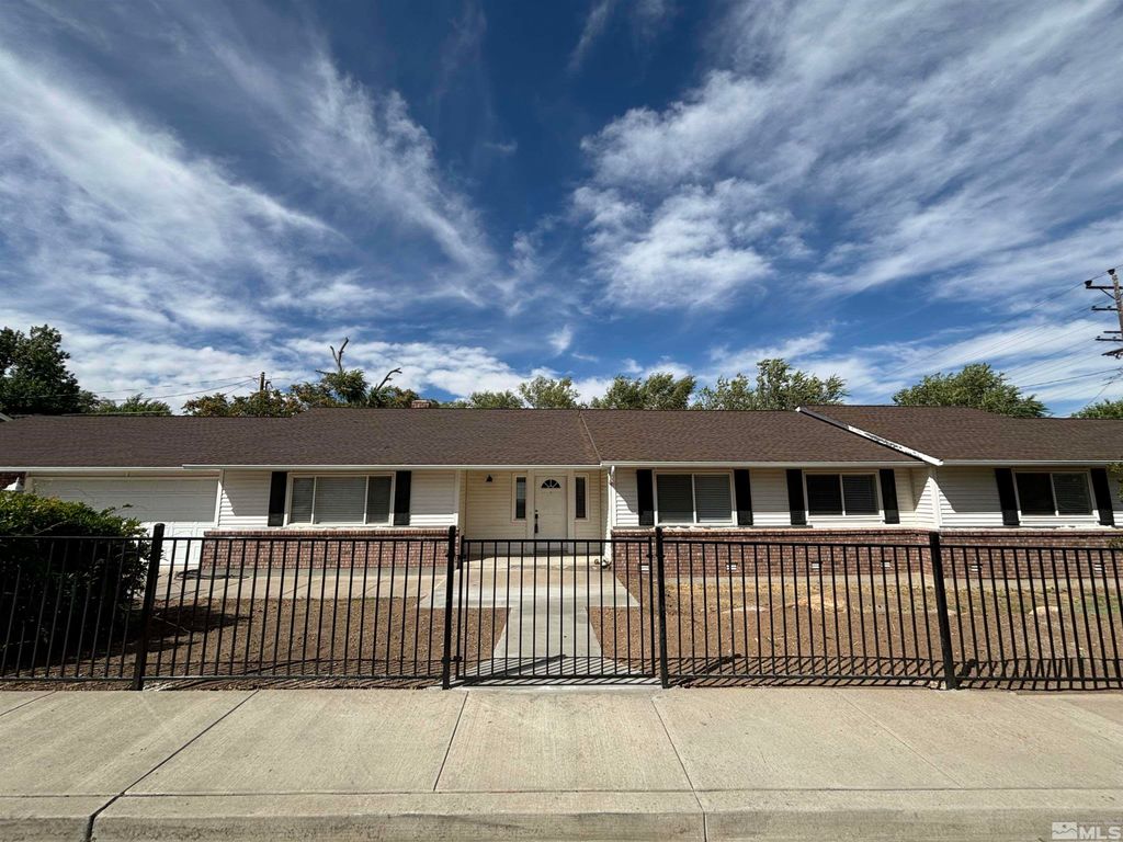 Photo of 1435 Hunter Lake Drive, Reno, NV 89509 (MLS # 240011556)