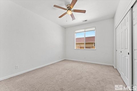 Single Family Residence in Reno NV 18483 Spicer Lake Ct 24.jpg