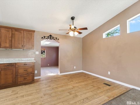 Manufactured Home in Sparks NV 379 Ave De La Couleurs 13.jpg