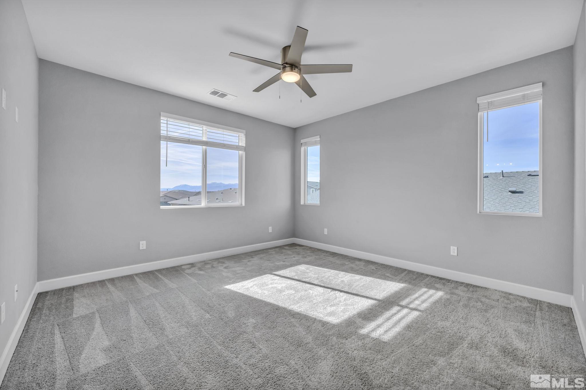 Sparks, Nevada 89436, United States, 3 Bedrooms Bedrooms, ,3 BathroomsBathrooms,Residential,Pending,33924