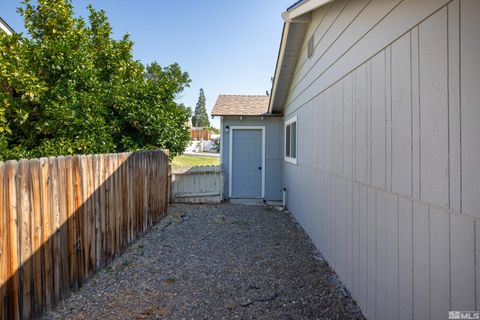 Single Family Residence in Reno NV 2220 6th St 33.jpg